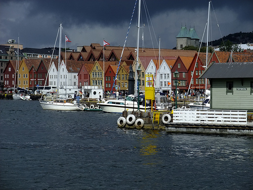 BERGEN CIUDAD NORUEGA FIORDOS CRUCEROS ESCALAS NORUEGA OFERTA